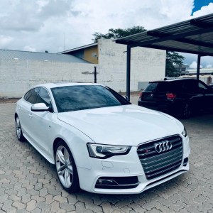 Audi S5